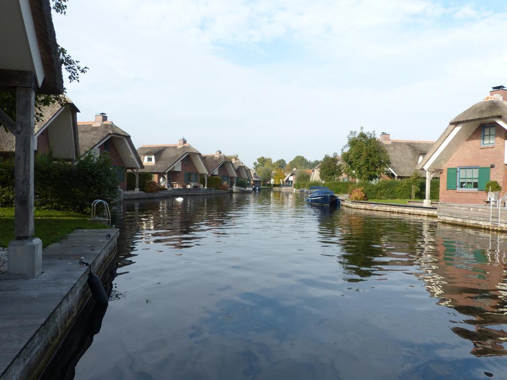 Отель Waterpark Belterwiede Wanneperveen Экстерьер фото